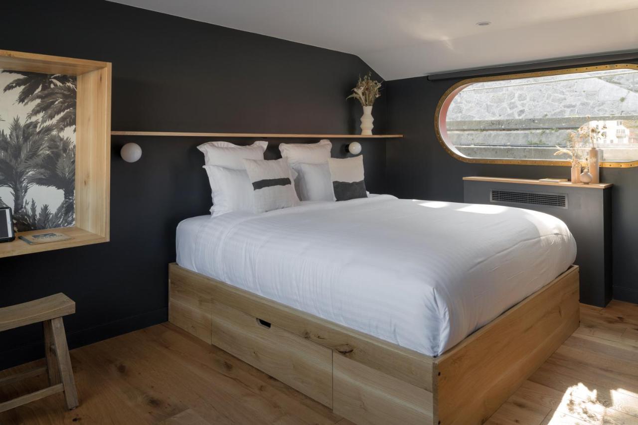 La Peniche - Bed And Bicycle - Tournon Hotell Exteriör bild